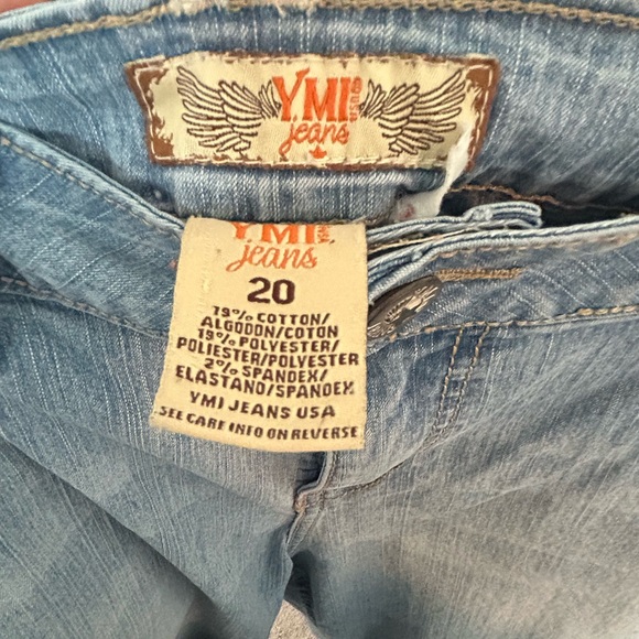 YMI jean crop NWOT - Picture 4 of 4